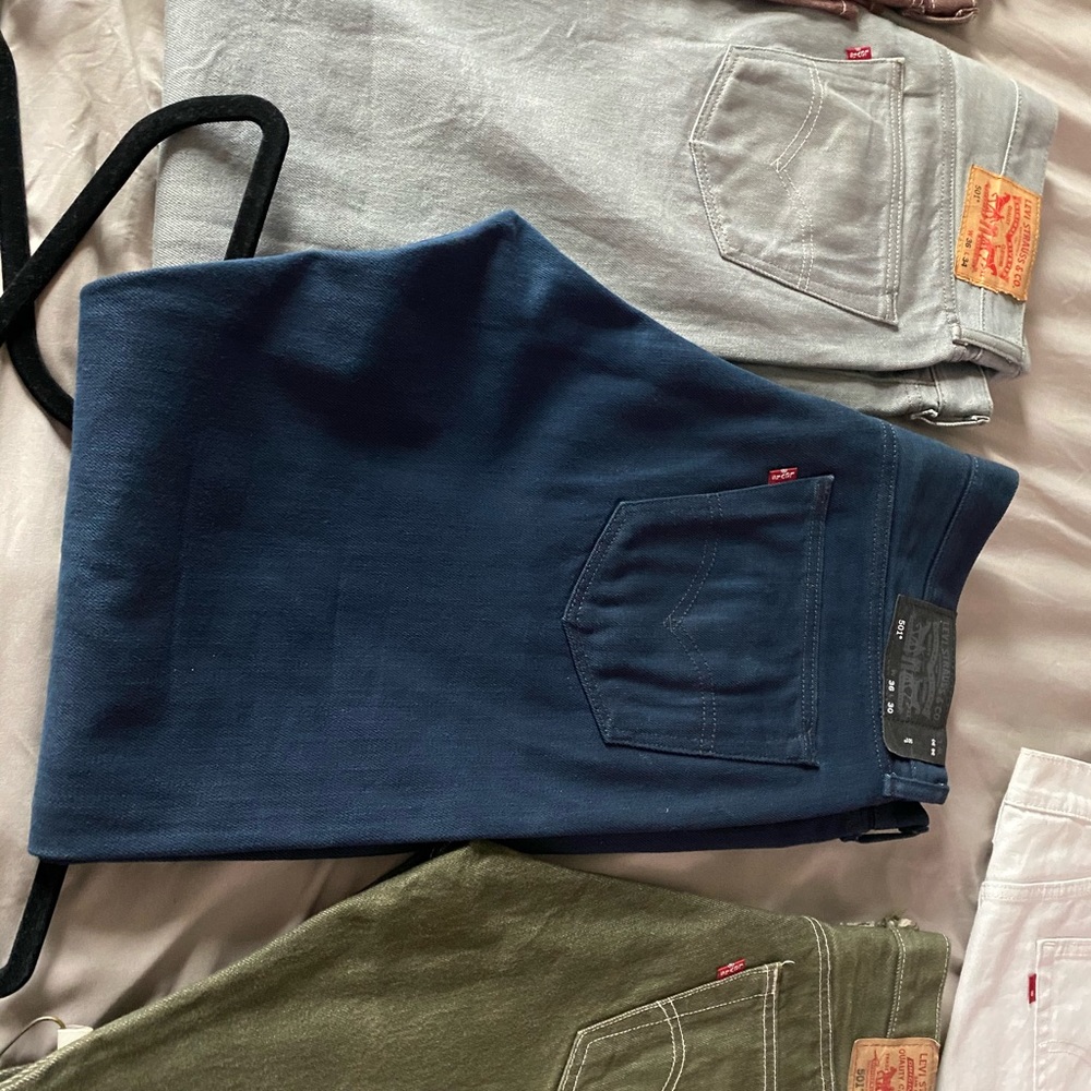 Levi’s - Picture 4 of 7